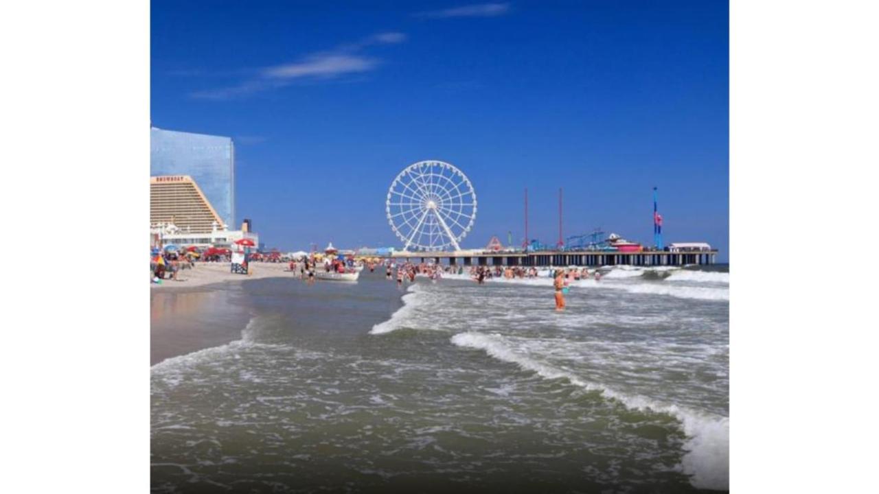 Boardwalk King Bed Retreats By Cozysuites Atlantic Stadt Exterior foto